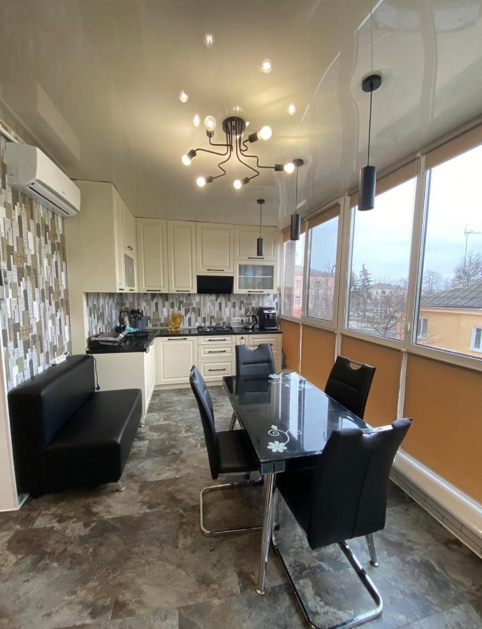 Apartment Premium Vip Berdychiv Exterior foto